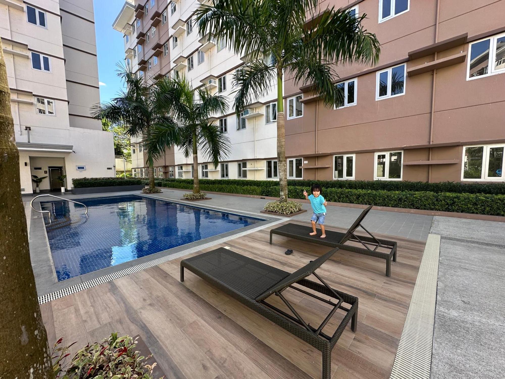 Starlight Suites Trece Martires Εξωτερικό φωτογραφία