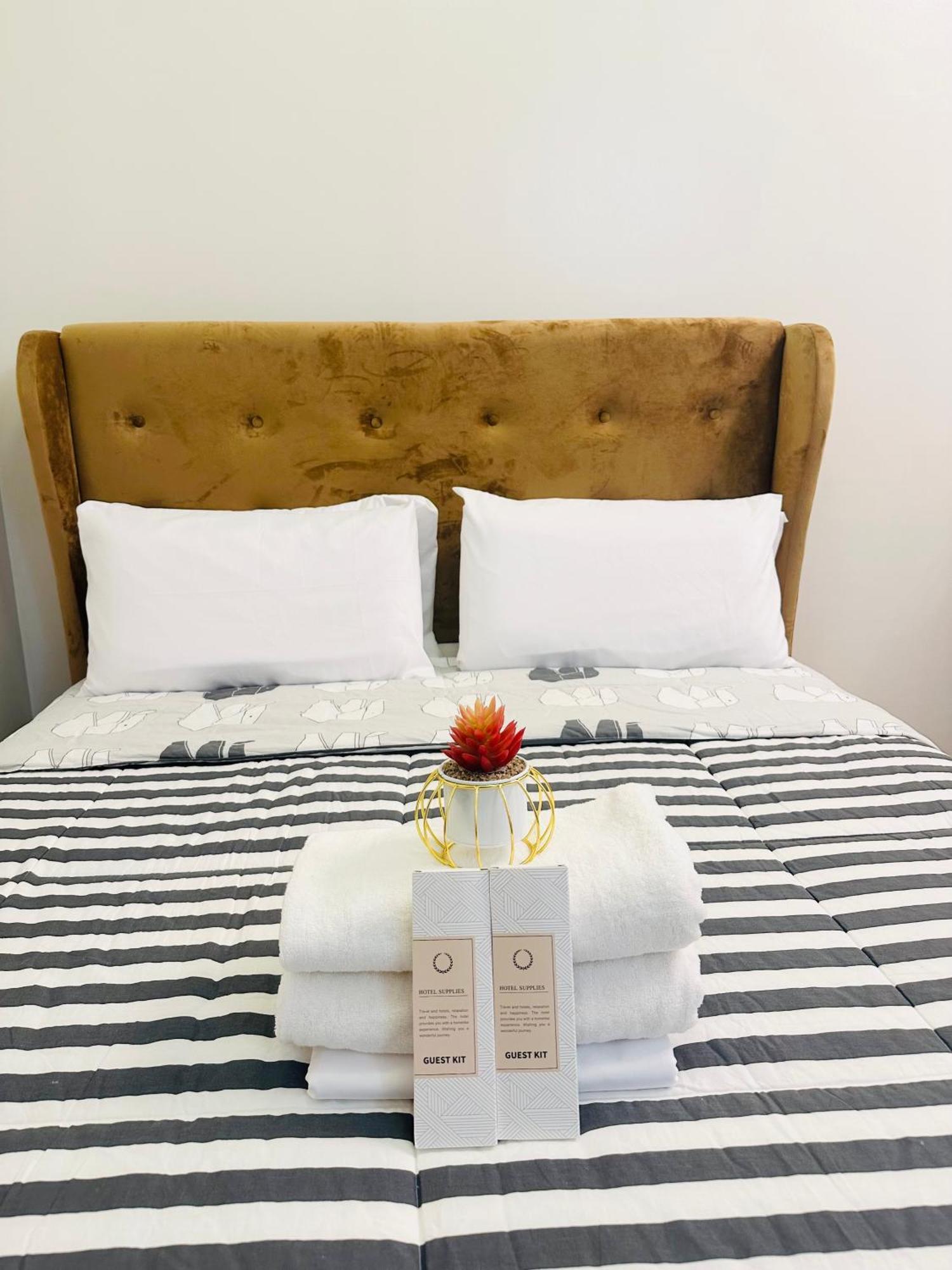Starlight Suites Trece Martires Εξωτερικό φωτογραφία
