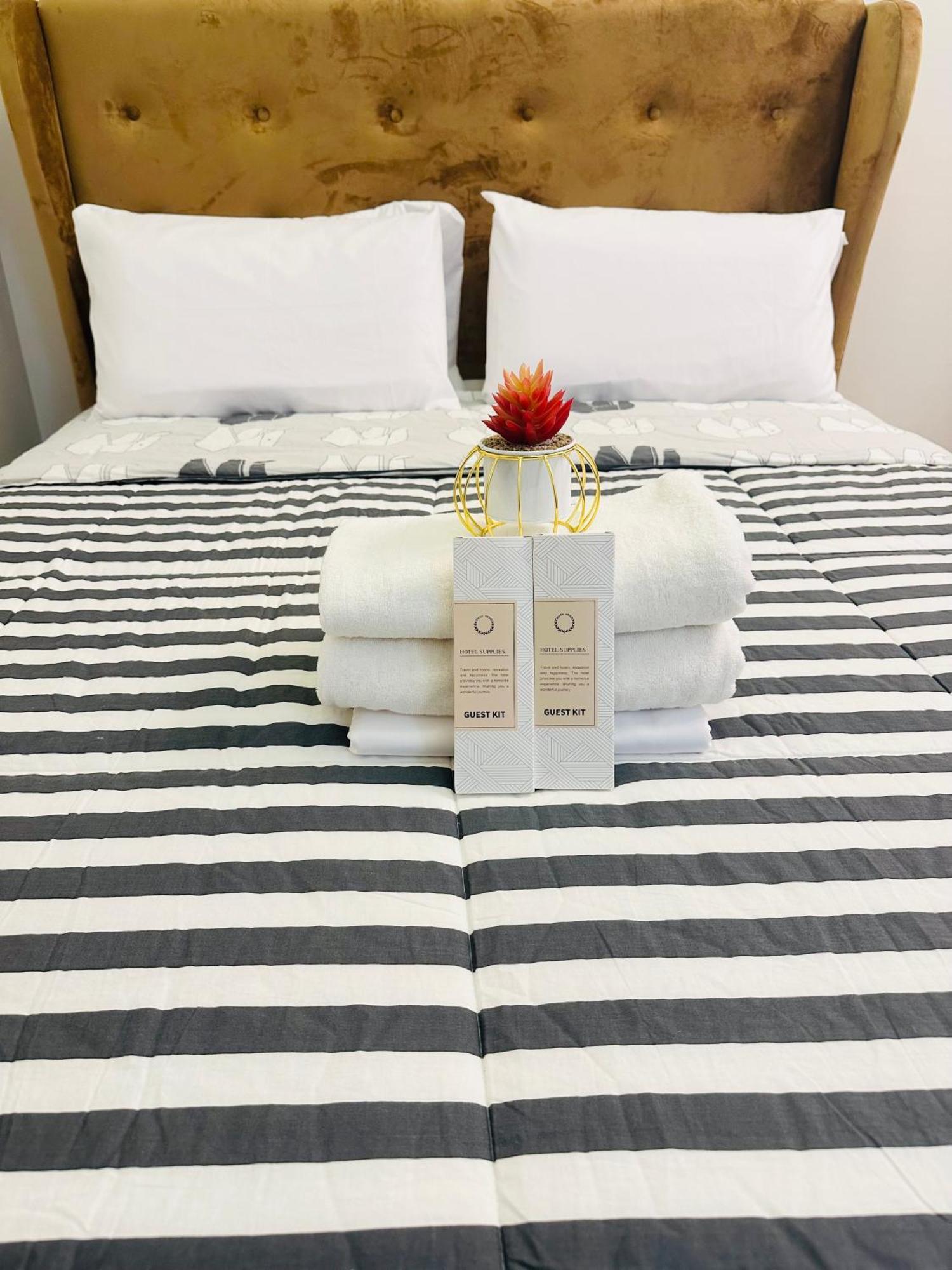 Starlight Suites Trece Martires Εξωτερικό φωτογραφία