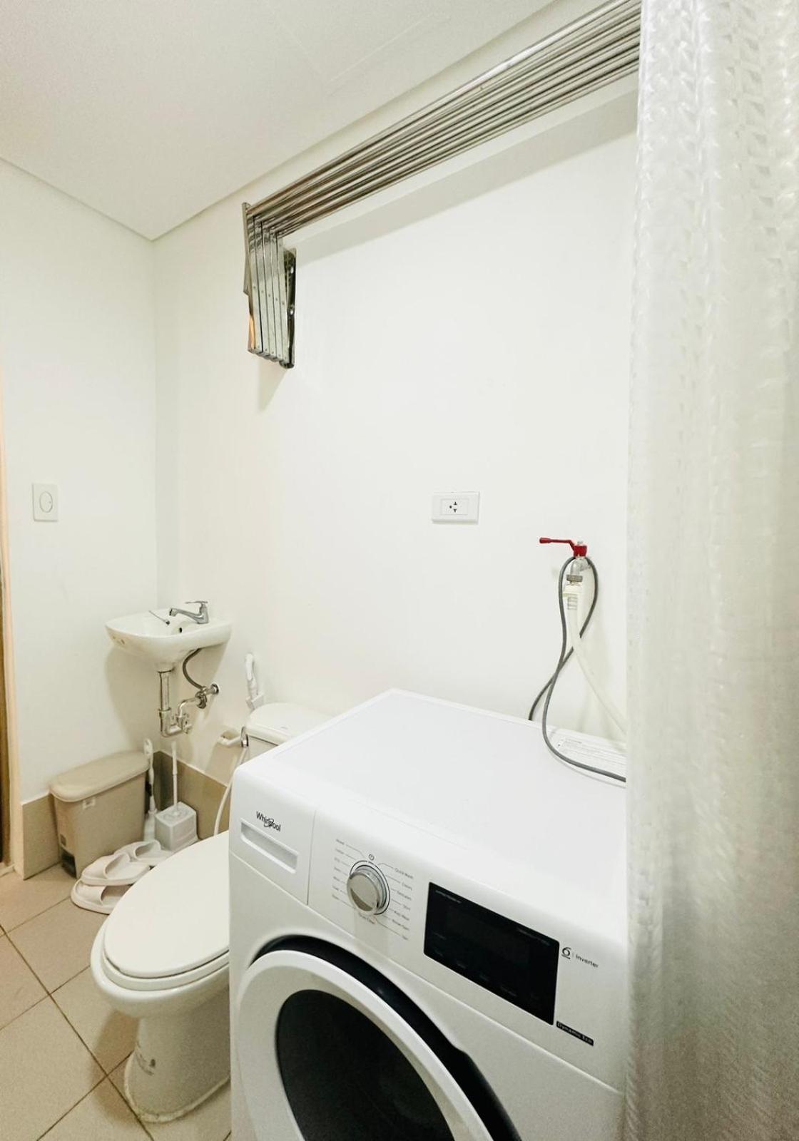 Starlight Suites Trece Martires Εξωτερικό φωτογραφία
